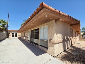713 N 18th St in Las Vegas, NV - Building Photo - Building Photo