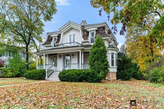 341 Lincoln Ave in Glencoe, IL - Building Photo - Building Photo