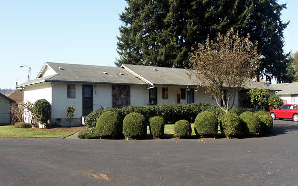 Pilchuck I Apartments in Marysville, WA - Building Photo