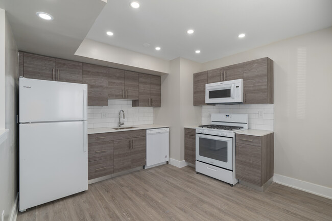 Westfield Apartments in Philadelphia, PA - Building Photo - Interior Photo