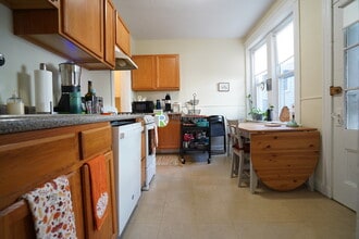 170 Kelton St in Boston, MA - Building Photo - Building Photo