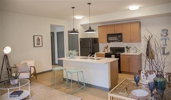 DeTonty Street Apartments