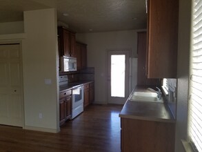 725 Woodridge Court in Grand Junction, CO - Building Photo - Building Photo
