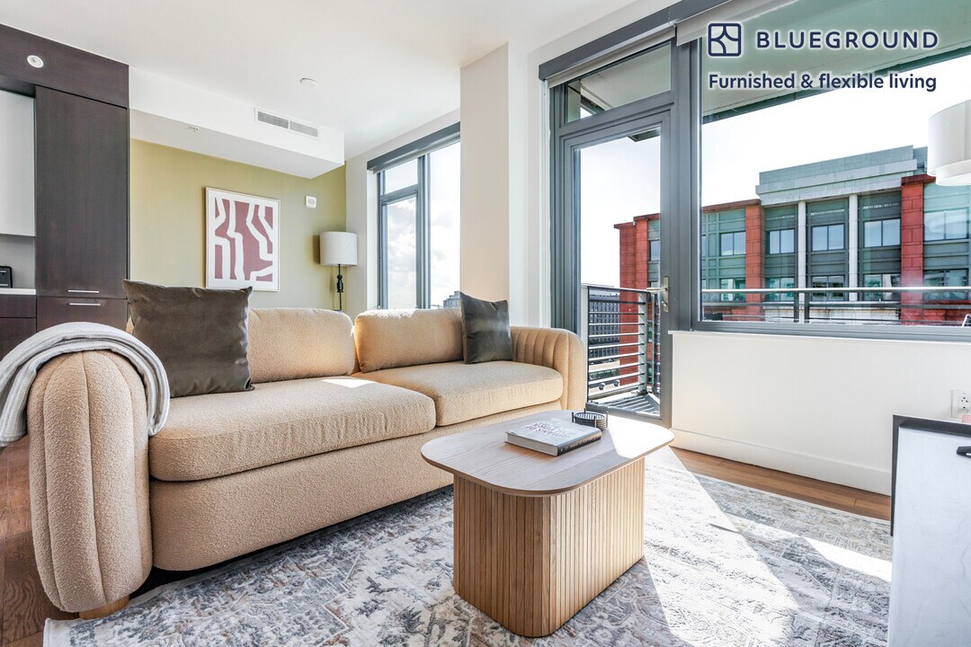 1212 4th St SE in Washington, DC - Building Photo