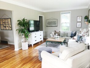 7570 Fase St SE in Ada, MI - Building Photo - Building Photo