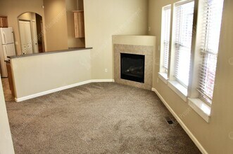 2333 NE Mary Rose Pl in Bend, OR - Building Photo - Building Photo