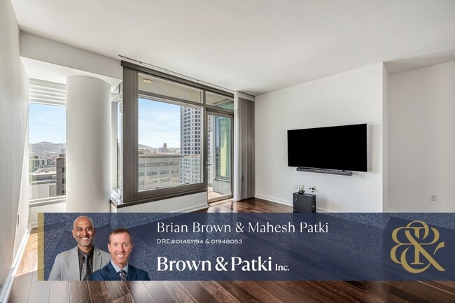 property at 1 Hawthorne St