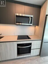 5858 Yonge St in Toronto, ON - Building Photo - Building Photo