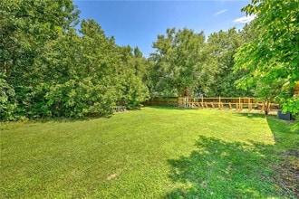 2732 N Arroyo Ave in Fayetteville, AR - Foto de edificio - Building Photo