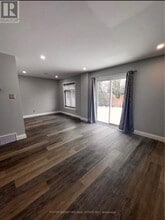 517 Apollo Way in Ottawa, ON - Building Photo - Building Photo