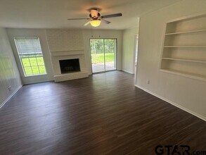 125 Savannah Dr in Tyler, TX - Building Photo - Building Photo