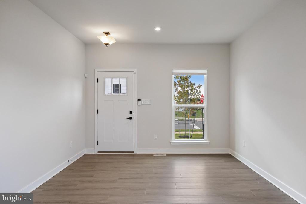 2 Rosemary Wy in Mount Laurel, NJ - Building Photo