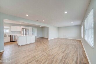 5338 Frank Hough Rd in Panama City, FL - Building Photo - Building Photo