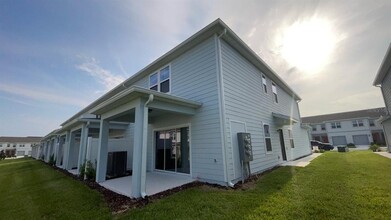 2579 Winsome Wy in Davenport, FL - Building Photo - Building Photo