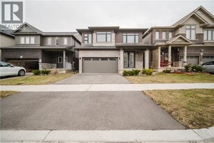19 McLaren Ave in Brantford, ON - Building Photo