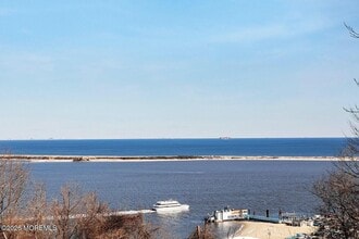 1 Scenic Dr in Highlands, NJ - Building Photo - Building Photo