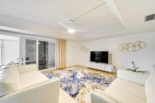 432 Teryl Rd, Unit SI FL1-ID1546319P in Naples, FL - Building Photo