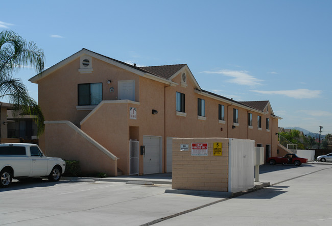 Cabo Verde Apartments in El Cajon, CA - Building Photo - Building Photo