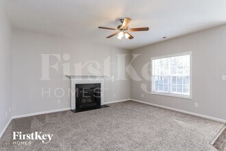 2824 Smooth Stone Trail in Raleigh, NC - Building Photo - Building Photo