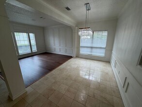 8320 Mountainview Dr in Dallas, TX - Building Photo - Building Photo