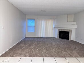 9640 Swan Bay Dr in Las Vegas, NV - Building Photo - Building Photo