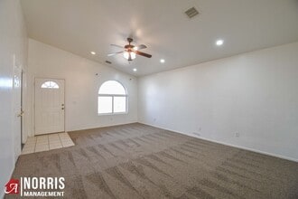 14961 Padres Rd in Arizona City, AZ - Foto de edificio - Building Photo