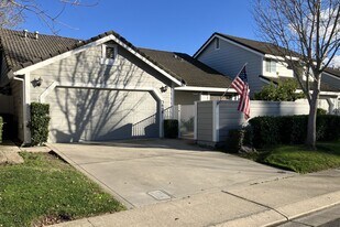 3600 Thomas More Way in Modesto, CA - Building Photo