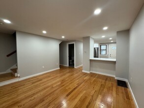 41 Ashford St, Unit #3 in Boston, MA - Building Photo - Building Photo