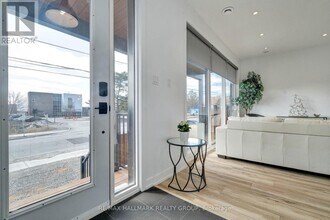 709-709A Carson's Rd in Ottawa, ON - Building Photo - Building Photo