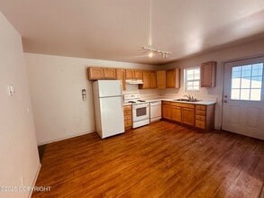 3301 N Tamar Rd in Wasilla, AK - Building Photo - Building Photo
