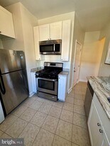 445 E Fort Ave in Baltimore, MD - Building Photo