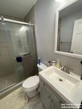 91 Hillside St, Unit 1 in Boston, MA - Foto de edificio - Building Photo