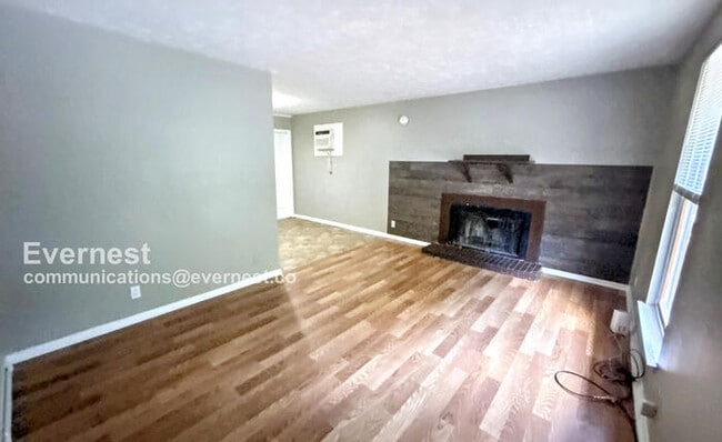 5112 Linbar Dr in Nashville, TN - Building Photo - Building Photo