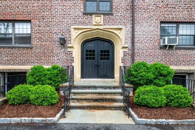 property at 1456 Boston Post Rd