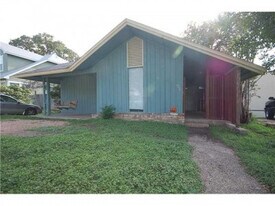 909 W 30th St in Austin, TX - Building Photo
