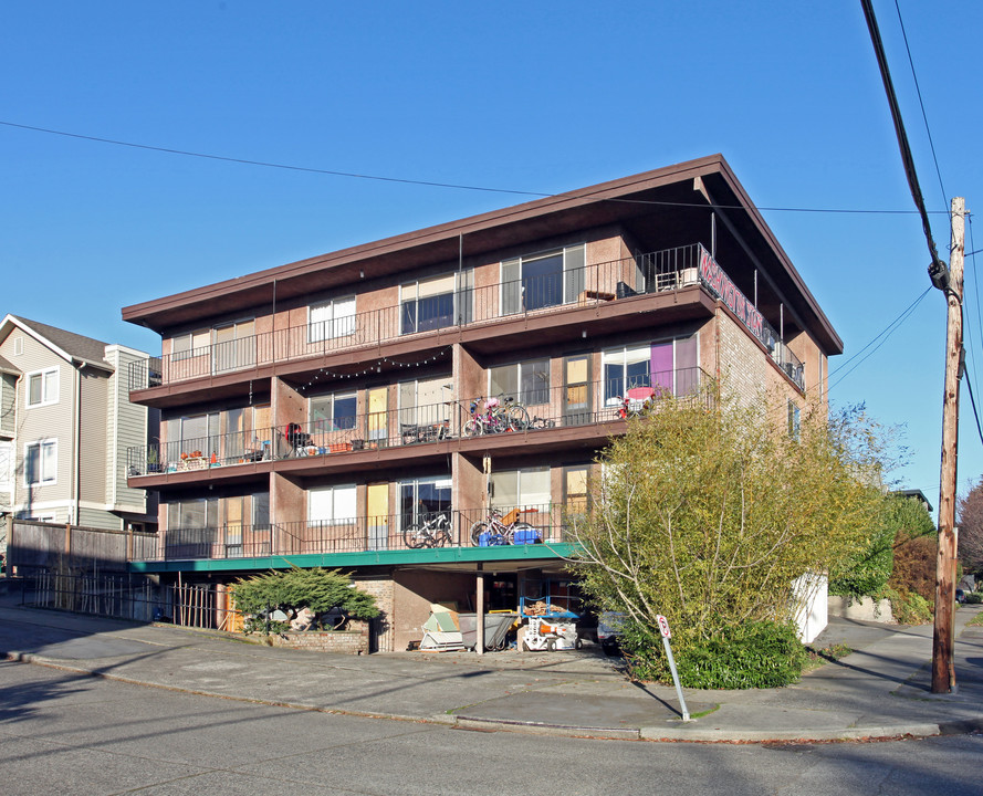 4451 Midvale Ave N in Seattle, WA - Building Photo