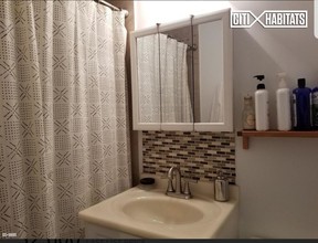 162 E 23rd St-Unit -3A in New York, NY - Building Photo - Building Photo