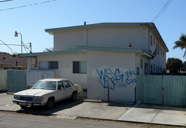 512 N U St in Lompoc, CA - Building Photo - Building Photo