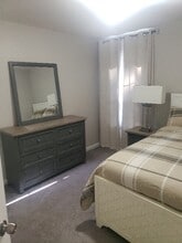 7592 Holly Ridge Dr in Glen Burnie, MD - Building Photo - Building Photo