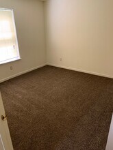 319 Cedar Xing in Salisbury, MD - Foto de edificio - Building Photo