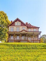 1166 North Ave in Beacon, NY - Building Photo