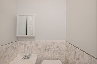 426 S 17th St in Newark, NJ - Building Photo - Building Photo