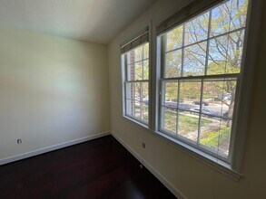 504 Bashford Ln in Alexandria, VA - Building Photo - Building Photo