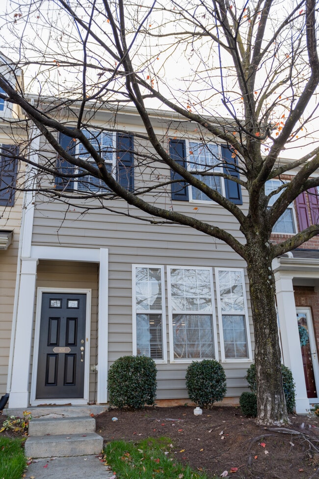 property at 814 Bryant St