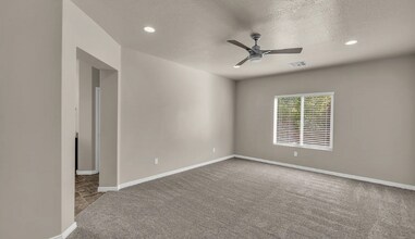 3321 S 300 W in Washington, UT - Building Photo - Building Photo