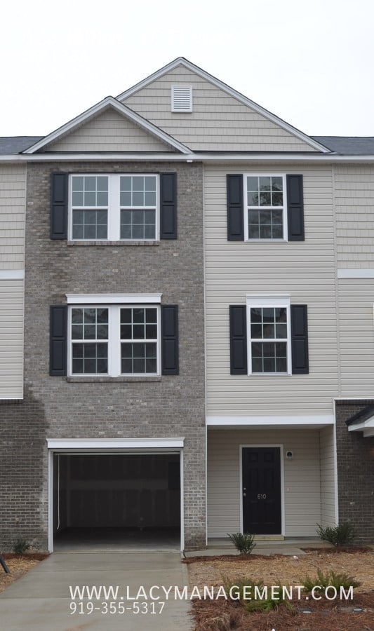 property at 635 Minnestott Way