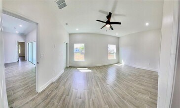 10002 Massey St in Orlando, FL - Building Photo - Building Photo