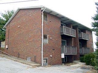 94 View St in Weirton, WV - Building Photo