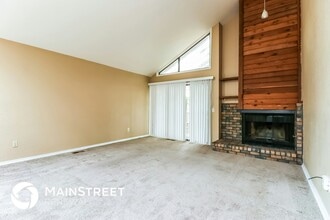 5903 Fox Run Way in Oklahoma City, OK - Building Photo - Building Photo