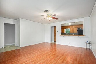 5924 Walraven Cir in Fort Worth, TX - Building Photo - Building Photo